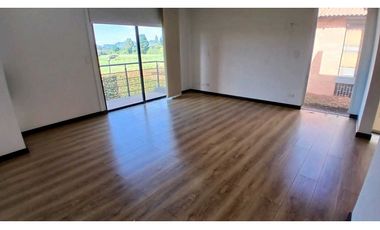 ARRIENDO CASA CAMPESTRE UNIFAMILIAR  CON BAÑO PRIVADO  EN CHIA