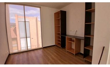 ARRIENDO CASA CAMPESTRE UNIFAMILIAR  CON BAÑO PRIVADO  EN CHIA