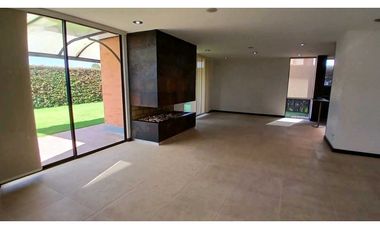 ARRIENDO CASA CAMPESTRE UNIFAMILIAR  CON BAÑO PRIVADO  EN CHIA