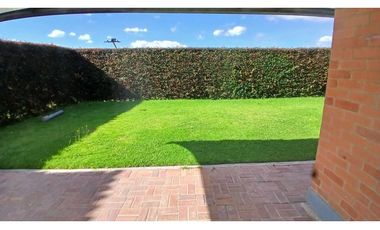 ARRIENDO CASA CAMPESTRE UNIFAMILIAR  CON BAÑO PRIVADO  EN CHIA