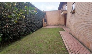 ARRIENDO CASA  UNIFAMILIAR EN LA VEREDA LA BALSA EN  CHIA