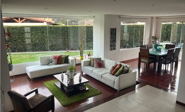 CASA EN VENTA EN CONJUNTO CERRADO EN CAJIC