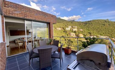 SE VENDE CASA EN APOSENTOS - SOPO