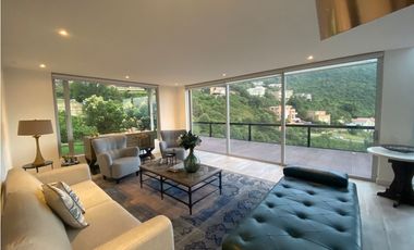 SE VENDE CASA EN APOSENTOS - SOPO