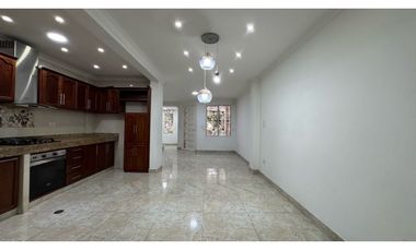 Casa con terraza en venta | Almendros de La Italia - Palmira