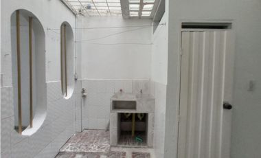 CASA EN VENTA PALMIRA BARRIO ZAMORANO BIFAMILIAR  