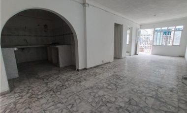 CASA EN VENTA PALMIRA BARRIO ZAMORANO BIFAMILIAR  