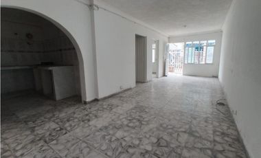 CASA EN VENTA PALMIRA BARRIO ZAMORANO BIFAMILIAR  
