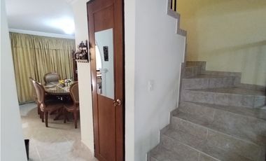 CASA EN VENTA EN PALMIRA BARRIO EL BOSQUE 2 PISOS + TERRAZA