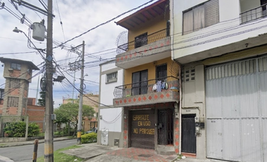 Se Arrienda Apartaestudio en Caribe, Medellín