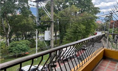 Se Arrienda Casa Local/Oficina en Caribe, Medellín