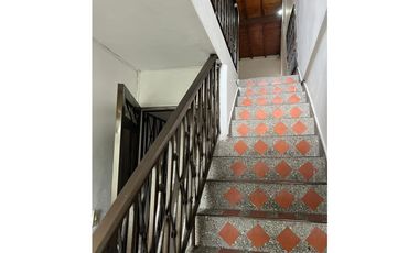 Se Arrienda Casa Local/Oficina en Caribe, Medellín