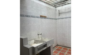 Se Arrienda Casa Local/Oficina en Caribe, Medellín