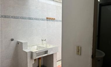 Se Arrienda Casa Local/Oficina en Caribe, Medellín