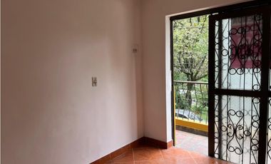 Se Arrienda Casa Local/Oficina en Caribe, Medellín