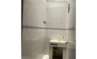 Se Arrienda Casa Local/Oficina en Caribe, Medellín