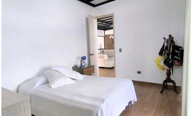 HERMOSA CASA FINCA PARA LA VENTA UBICADA EN GIRARDOTA SECTOR LA POLA