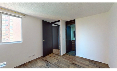 Venta de apartamento en conjunto cerrado en Madrid