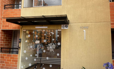 Venta de apartamento en conjunto cerrado en Madrid