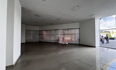 LOCAL COMERCIAL EN ARRIENDO EN C.C. NUESTRO BOGOTA