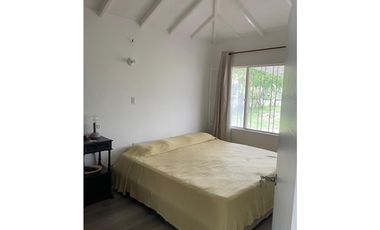 Venta Casa Campestre Chinauta Remodelada con Mirador y Cabaña