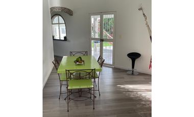 Venta Casa Campestre Chinauta Remodelada con Mirador y Cabaña