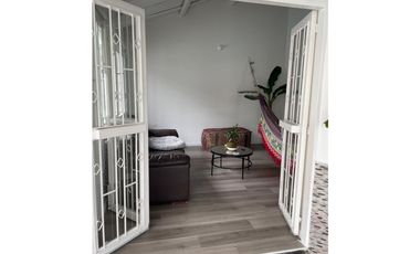 Venta Casa Campestre Chinauta Remodelada con Mirador y Cabaña