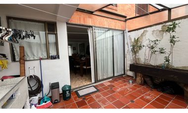 Vendo linda casa de dos niveles en Cajicá.