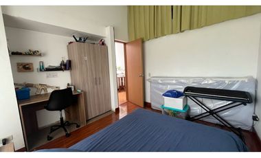 Vendo linda casa de dos niveles en Cajicá.