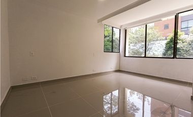Arriendo apartamento en Medellín, el poblado, SIN MUEBLES