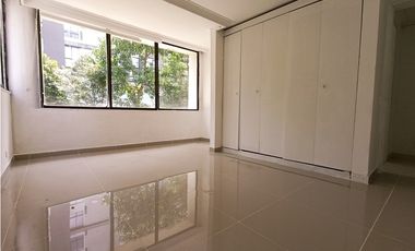 Arriendo apartamento en Medellín, el poblado, SIN MUEBLES