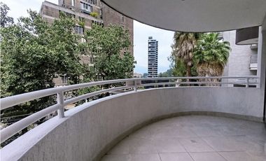 Arriendo apartamento en Medellín, el poblado, SIN MUEBLES