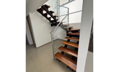 SE ARRIENDA HERMOSO PENTHOUSE   EN CONJUNTO RESIDENCIAL IRAWA