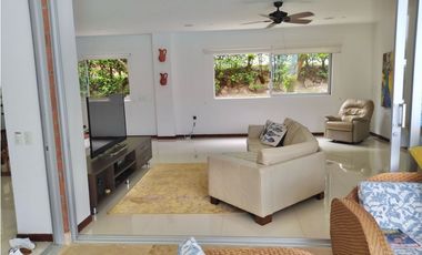 CASA CAMPESTRE EN VENTA,  EN SAN JERONIMO, ANTIOQUIA
