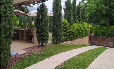 CASA CAMPESTRE EN VENTA,  EN SAN JERONIMO, ANTIOQUIA