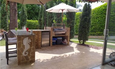CASA CAMPESTRE EN VENTA,  EN SAN JERONIMO, ANTIOQUIA