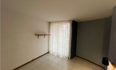 Se arrienda aparta estudio Poblado 50mt2