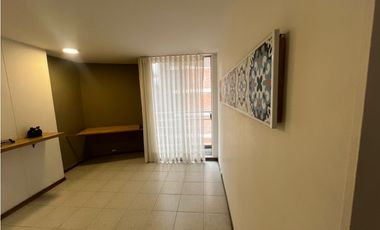 Se arrienda aparta estudio Poblado 50mt2