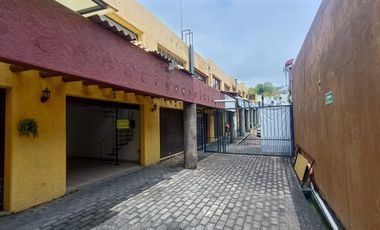 Local - Fraccionamiento Lomas de Ahuatlán