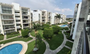 Departamento  en Paraíso Country Club Emiliano Zapata - LLR-175-De