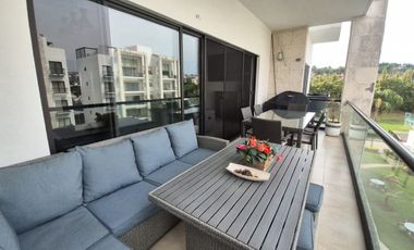 Departamento  en Paraíso Country Club Emiliano Zapata - LLR-175-De