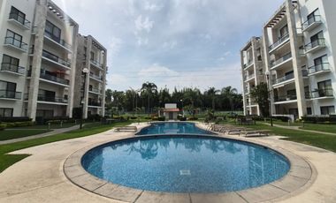 Departamento  en Paraíso Country Club Emiliano Zapata - LLR-175-De