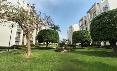 Departamento  en Paraíso Country Club Emiliano Zapata - LLR-175-De