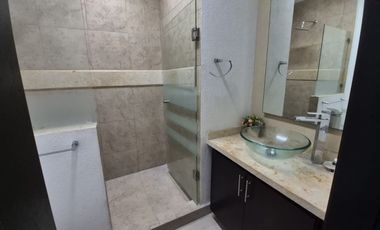 Departamento  en Paraíso Country Club Emiliano Zapata - LLR-175-De