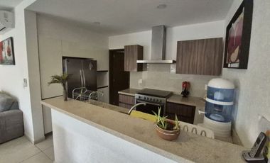 Departamento  en Paraíso Country Club Emiliano Zapata - LLR-174-De