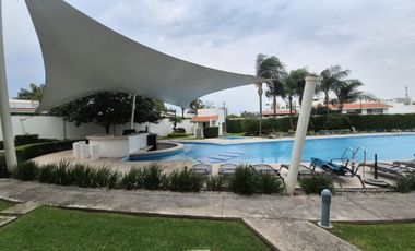 Departamento  en Paraíso Country Club Emiliano Zapata - LLR-174-De