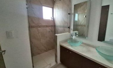 Departamento  en Paraíso Country Club Emiliano Zapata - LLR-174-De