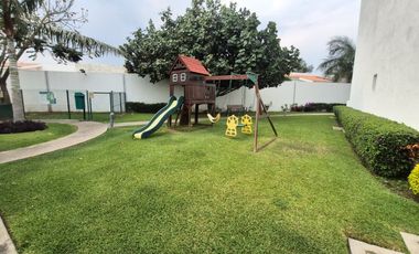Departamento  en Paraíso Country Club Emiliano Zapata - LLR-174-De