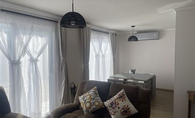 Casa en Arriendo en calle puerto perales 319