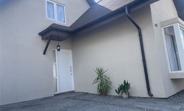 Casa en Arriendo en calle puerto perales 319